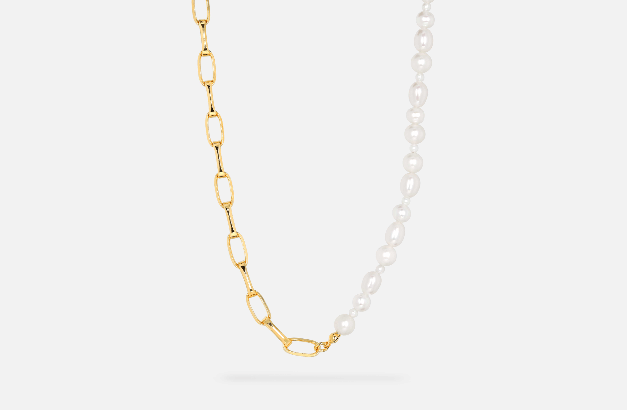 IX Uniqio Pearl Chain