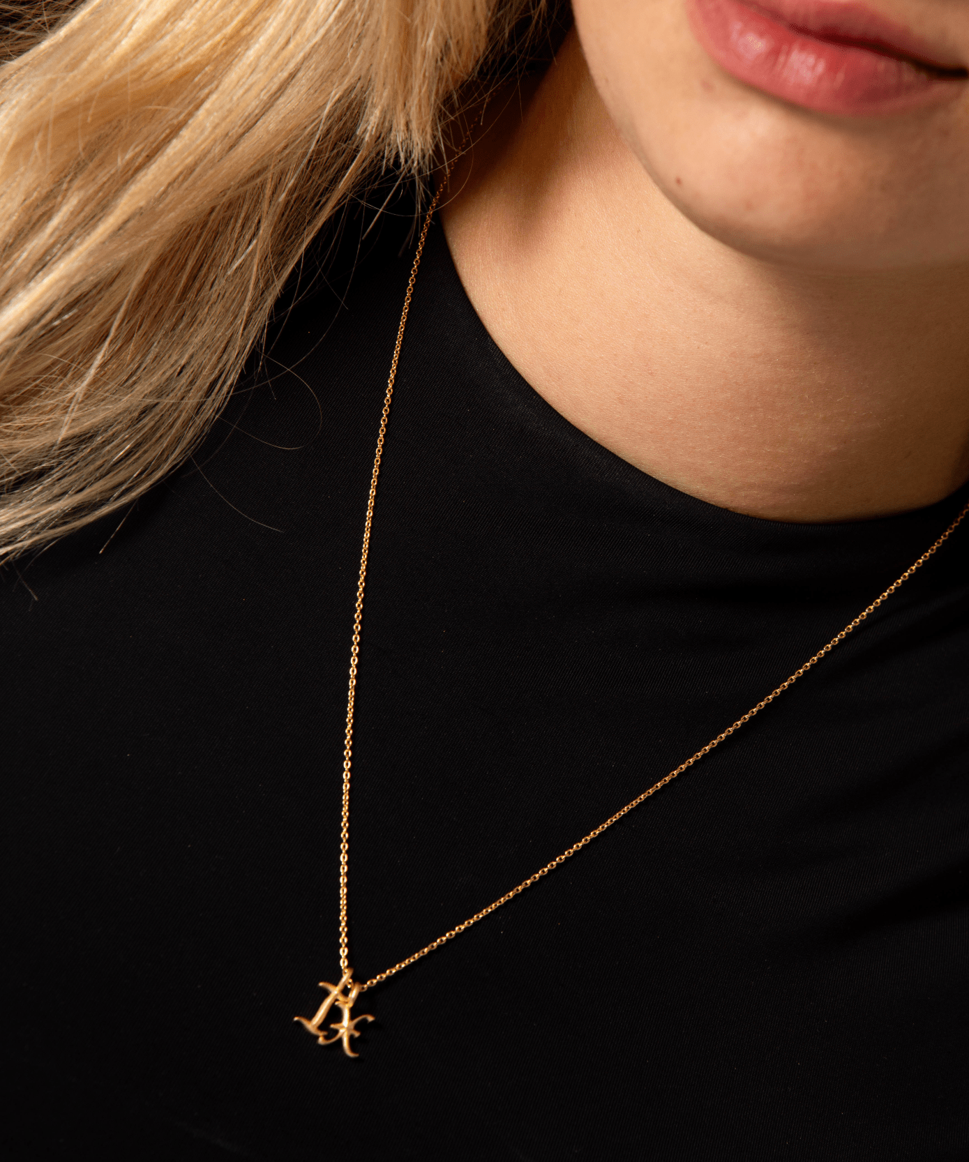 IX X Ice Charm